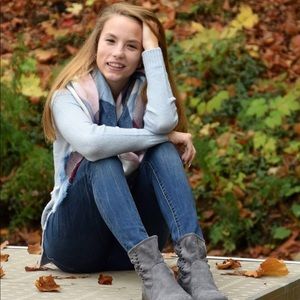 Meet your Posher, Hannah